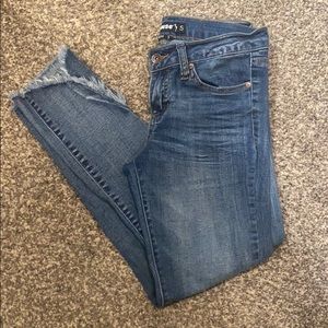 Dollhouse frayed jeans. Size 5.